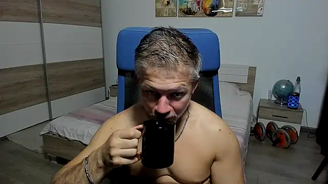 Snapshot of RobbyShawz chatting on July 25, 2026, 4:32 am RobbyShawz online show from July 25, 2026, 4:32 am
