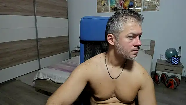 Snapshot of RobbyShawz chatting on July 28, 2026, 4:41 am RobbyShawz online show from July 28, 2026, 4:41 am