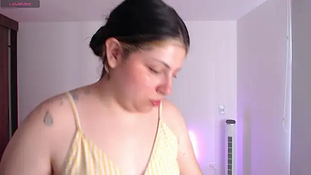 Snapshot of sofix__ chatting on July 8, 2026, 6:45 pm sofix online show from July 8, 2026, 6:45 pm