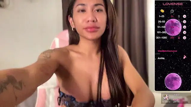 Snapshot of Alaia_Pope chatting on December 18, 2024, 1:56 pm Alaia Pope online show from December 18, 2024, 1:56 pm