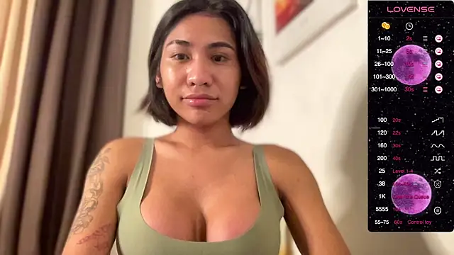 Snapshot of Alaia_Pope chatting on January 22, 2025, 11:10 pm Alaia Pope online show from January 22, 2025, 11:10 pm