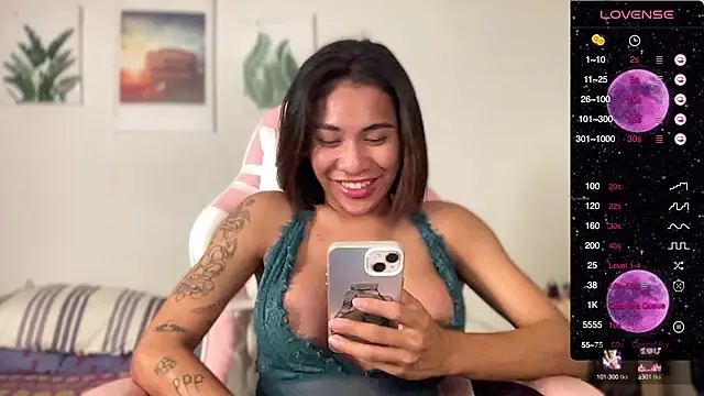 Snapshot of Alaia_Pope chatting on February 20, 2025, 7:30 pm Alaia Pope online show from February 20, 2025, 7:30 pm