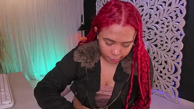 Snapshot of pamela_doll3 chatting on October 4, 2025, 3:37 am pamela doll3 online show from October 4, 2025, 3:37 am