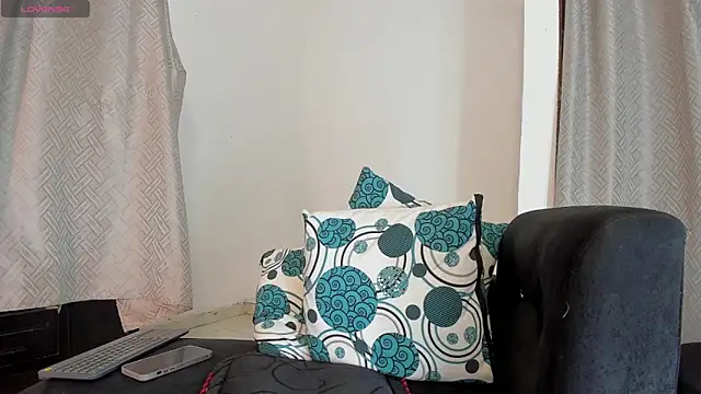 Snapshot of BritannyLord chatting on May 19, 2026, 6:25 pm BritannyLord online show from May 19, 2026, 6:25 pm