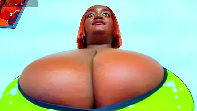 Snapshot of godessQQQ chatting on September 10, 2025, 7:03 pm godessQQQ online show from September 10, 2025, 7:03 pm