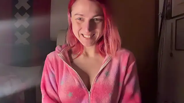 Snapshot of Nikky_Divine chatting on January 16, 2025, 4:28 pm Nikky Divine online show from January 16, 2025, 4:28 pm