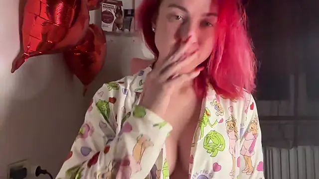 Snapshot of Nikky_Divine chatting on March 20, 2025, 8:19 pm Nikky Divine online show from March 20, 2025, 8:19 pm