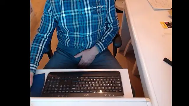 Snapshot of dutchpornking chatting on February 21, 2025, 6:15 pm dutchpornking online show from February 21, 2025, 6:15 pm