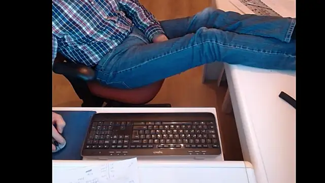 Snapshot of dutchpornking chatting on March 5, 2025, 5:29 pm dutchpornking online show from March 5, 2025, 5:29 pm