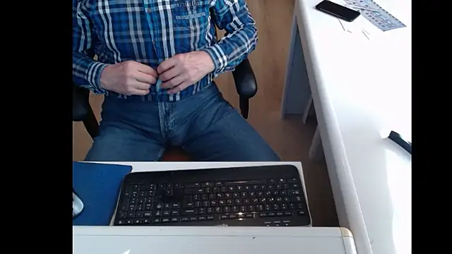 Snapshot of dutchpornking chatting on March 7, 2025, 11:29 am dutchpornking online show from March 7, 2025, 11:29 am