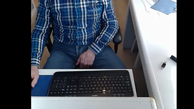 Snapshot of dutchpornking chatting on March 8, 2025, 11:16 am dutchpornking online show from March 8, 2025, 11:16 am