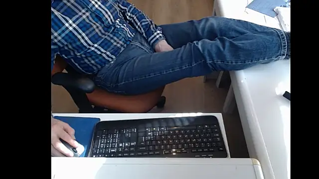 Snapshot of dutchpornking chatting on March 9, 2025, 11:47 am dutchpornking online show from March 9, 2025, 11:47 am