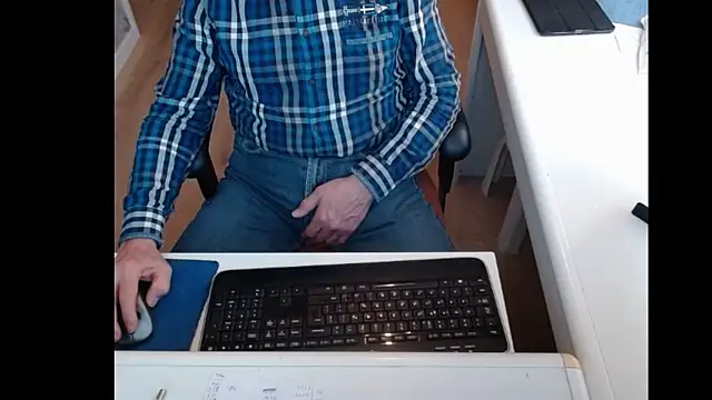 Snapshot of dutchpornking chatting on March 9, 2025, 4:22 pm dutchpornking online show from March 9, 2025, 4:22 pm