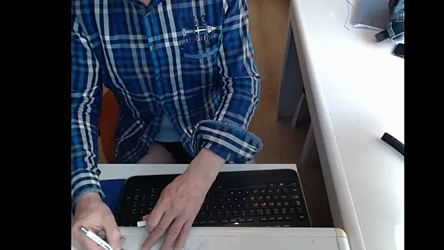 Snapshot of dutchpornking chatting on March 10, 2025, 10:59 am dutchpornking online show from March 10, 2025, 10:59 am