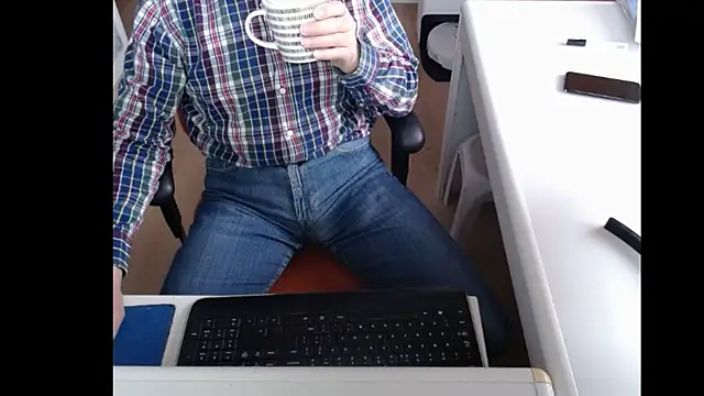 Snapshot of dutchpornking chatting on March 13, 2025, 7:53 am dutchpornking online show from March 13, 2025, 7:53 am