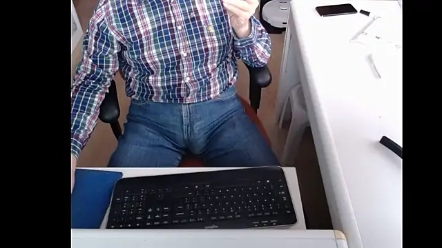 Snapshot of dutchpornking chatting on March 14, 2025, 4:19 pm dutchpornking online show from March 14, 2025, 4:19 pm