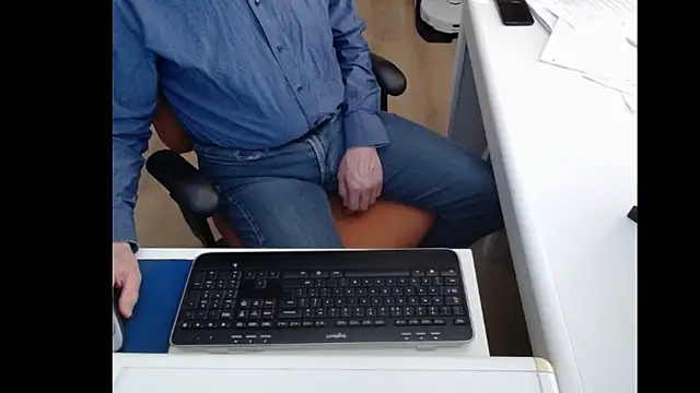 Snapshot of dutchpornking chatting on March 18, 2025, 3:21 pm dutchpornking online show from March 18, 2025, 3:21 pm