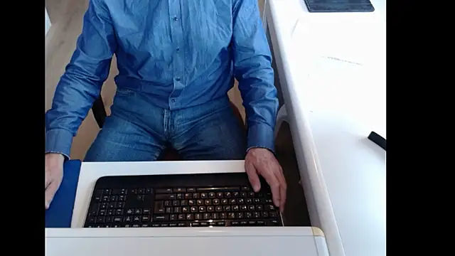 Snapshot of dutchpornking chatting on October 14, 2025, 7:53 am dutchpornking online show from October 14, 2025, 7:53 am