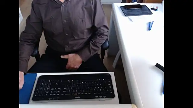 Snapshot of dutchpornking chatting on October 27, 2025, 7:34 am dutchpornking online show from October 27, 2025, 7:34 am