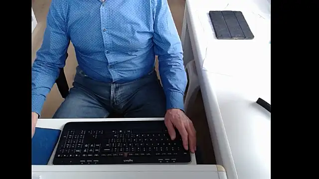 Snapshot of dutchpornking chatting on October 31, 2025, 8:59 am dutchpornking online show from October 31, 2025, 8:59 am