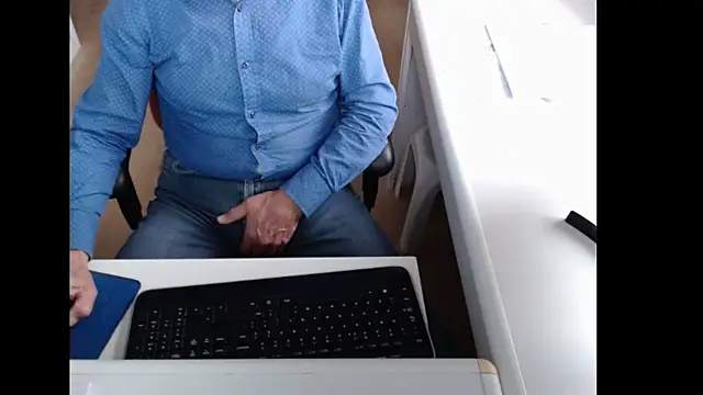 Snapshot of dutchpornking chatting on November 1, 2025, 9:11 am dutchpornking online show from November 1, 2025, 9:11 am