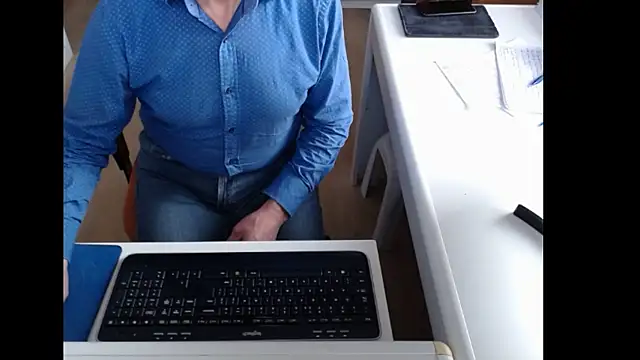 Snapshot of dutchpornking chatting on November 3, 2025, 9:54 am dutchpornking online show from November 3, 2025, 9:54 am