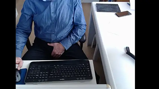 Snapshot of dutchpornking chatting on November 20, 2025, 8:36 am dutchpornking online show from November 20, 2025, 8:36 am