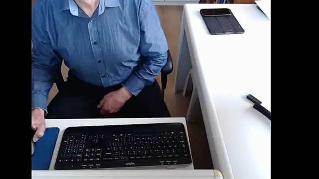 Snapshot of dutchpornking chatting on November 21, 2025, 8:13 am dutchpornking online show from November 21, 2025, 8:13 am