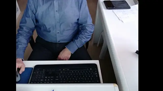 dutchpornking online show from January 12, 2026, 8:19 am