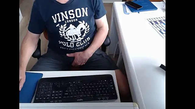 Snapshot of dutchpornking chatting on June 29, 2026, 5:57 am dutchpornking online show from June 29, 2026, 5:57 am