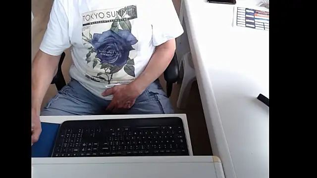 Snapshot of dutchpornking chatting on July 8, 2026, 6:40 am dutchpornking online show from July 8, 2026, 6:40 am
