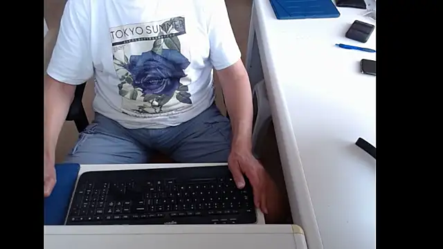 Snapshot of dutchpornking chatting on July 10, 2026, 6:07 am dutchpornking online show from July 10, 2026, 6:07 am