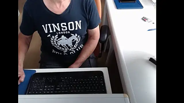 Snapshot of dutchpornking chatting on July 18, 2026, 6:39 am dutchpornking online show from July 18, 2026, 6:39 am