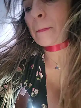 marilyn love6969 online show from May 4, 2026, 1:07 pm