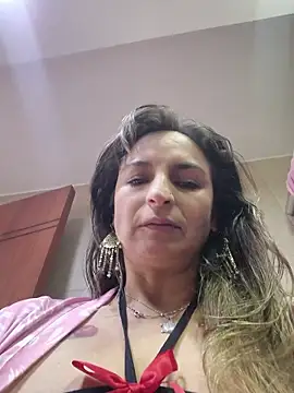 marilyn love6969 online show from June 5, 2026, 3:18 pm