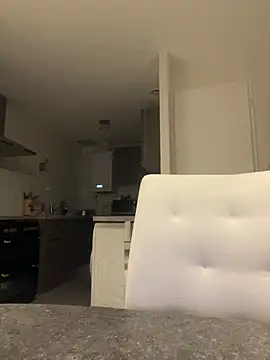 Snapshot of DUDURA@xh chatting on March 4, 2025, 5:32 am DUDURAxh online show from March 4, 2025, 5:32 am