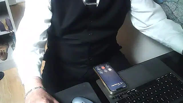 Snapshot of DUDURA@xh chatting on October 14, 2025, 8:37 am DUDURAxh online show from October 14, 2025, 8:37 am