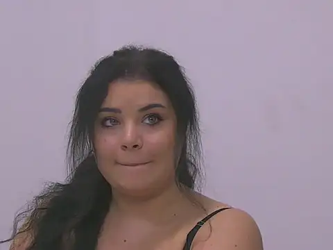 Snapshot of BustyMadison chatting on October 24, 2025, 6:10 am BustyMadison online show from October 24, 2025, 6:10 am