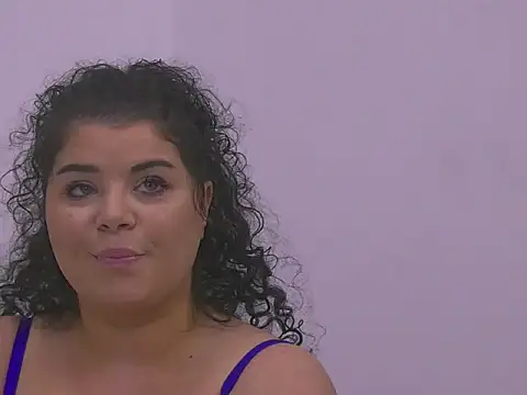 Snapshot of BustyMadison chatting on November 3, 2025, 2:07 pm BustyMadison online show from November 3, 2025, 2:07 pm