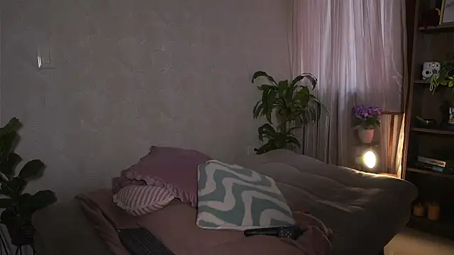 Snapshot of HannahEvanss chatting on April 8, 2026, 1:22 pm HannahEvanss online show from April 8, 2026, 1:22 pm
