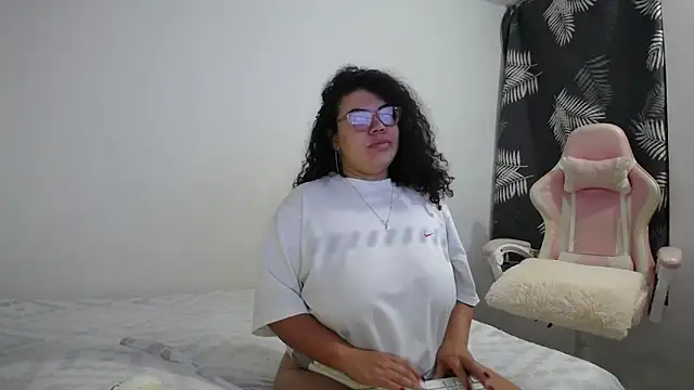 Snapshot of mabigomez00 chatting on September 24, 2025, 9:23 am mabigomez00 online show from September 24, 2025, 9:23 am