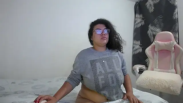 Snapshot of mabigomez00 chatting on September 26, 2025, 9:24 am mabigomez00 online show from September 26, 2025, 9:24 am