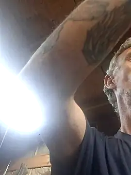 19JaSon83 online show from August 1, 2026, 8:57 am