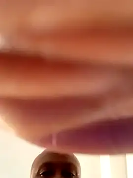 Snapshot of MissyRome chatting on December 27, 2024, 2:25 am MissyRome online show from December 27, 2024, 2:25 am