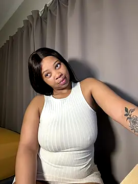 cherrybabe76 online show from September 17, 2025, 7:32 am