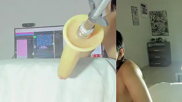 Snapshot of sofi_velez chatting on June 3, 2026, 5:29 pm sofi velez online show from June 3, 2026, 5:29 pm