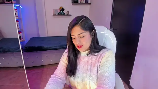 Snapshot of Catalinaa_martinez chatting on January 29, 2025, 4:15 am Catalinaa martinez online show from January 29, 2025, 4:15 am