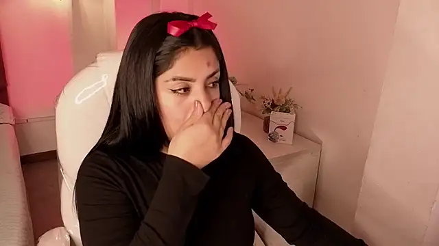 Snapshot of Catalinaa_martinez chatting on October 10, 2025, 3:05 am Catalinaa martinez online show from October 10, 2025, 3:05 am