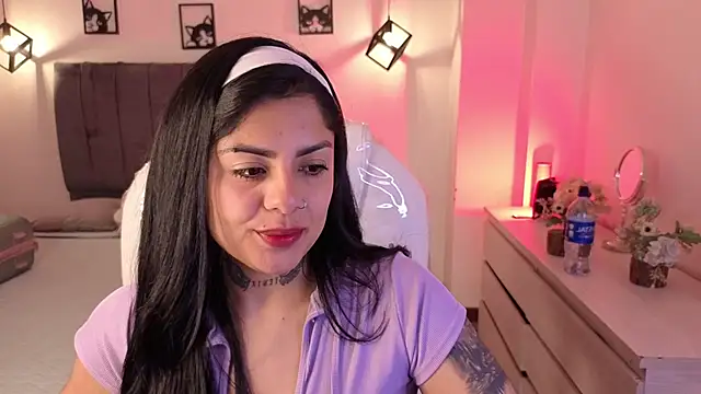 Snapshot of Catalinaa_martinez chatting on October 11, 2025, 3:39 am Catalinaa martinez online show from October 11, 2025, 3:39 am