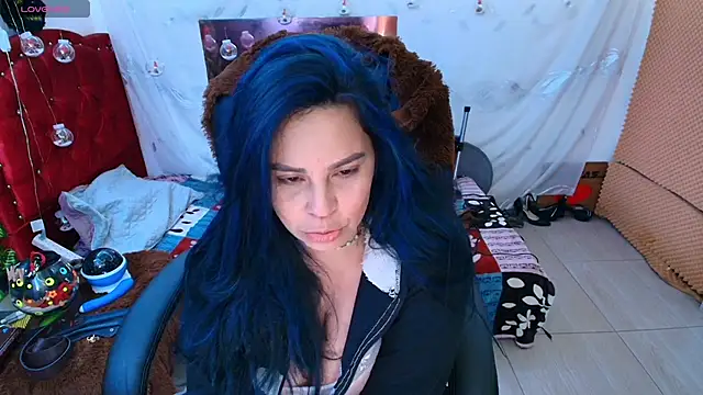 Snapshot of elektra_32 chatting on January 24, 2025, 5:31 am elektra 32 online show from January 24, 2025, 5:31 am